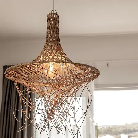 Apartament Somantonia *