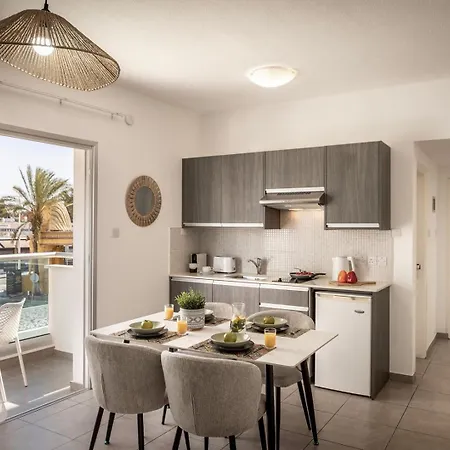 Apartament Somantonia *